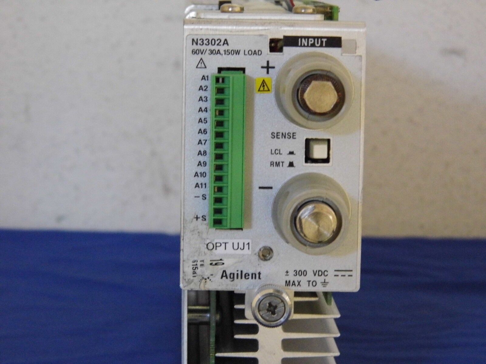 AGILENT N3302A, DC elect. load 60Vdc, 30A,150W Opt. UJ1 (15 in Stock) AGILENT N3302A, DC elect. load 60Vdc, 30A,150W Opt. UJ1 (15 in Stock)